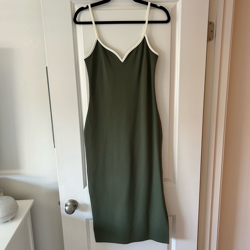 Tight green Abercrombie dress